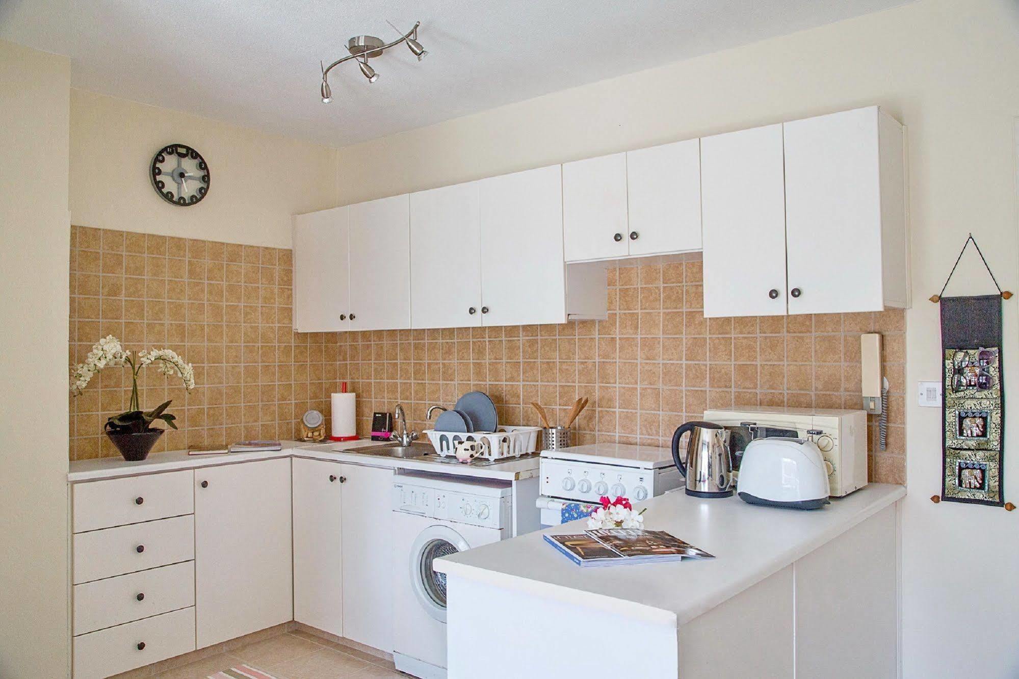 Paphos Love Nest Apartment Экстерьер фото